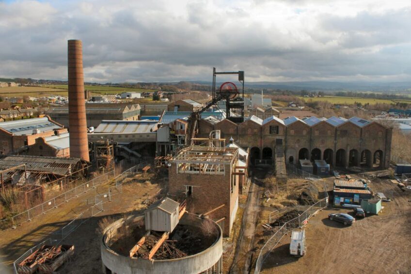 National Mining Museum Scotland © Copyright Jim Barton and licensed for reuse under CC by SA 2.0
