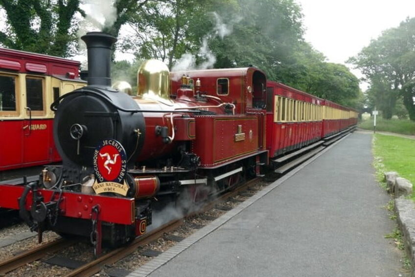 Isle of Man Steam Railway © Copyright Graham Hogg and licensed for reuse under CC by SA 2.0