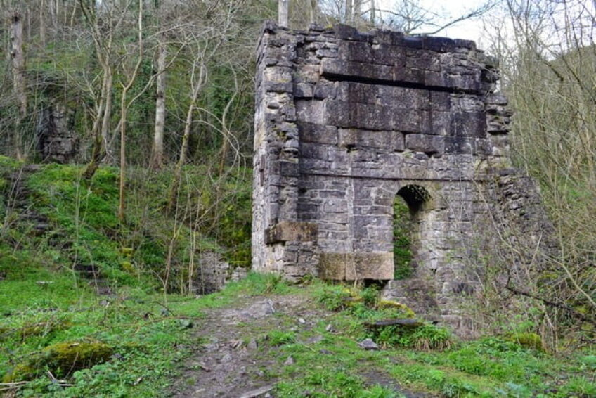 Mandale Engine House © Copyright David Martin and licensed for reuse under CC by SA 2.0