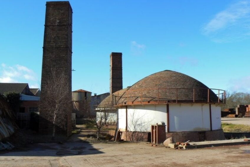 Errol Brickworks © Copyright James Allan and licensed for reuse under CC by SA 2.0
